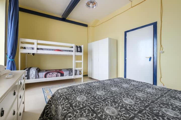 Appartamento Blue Eden Strait Messina Esterno foto